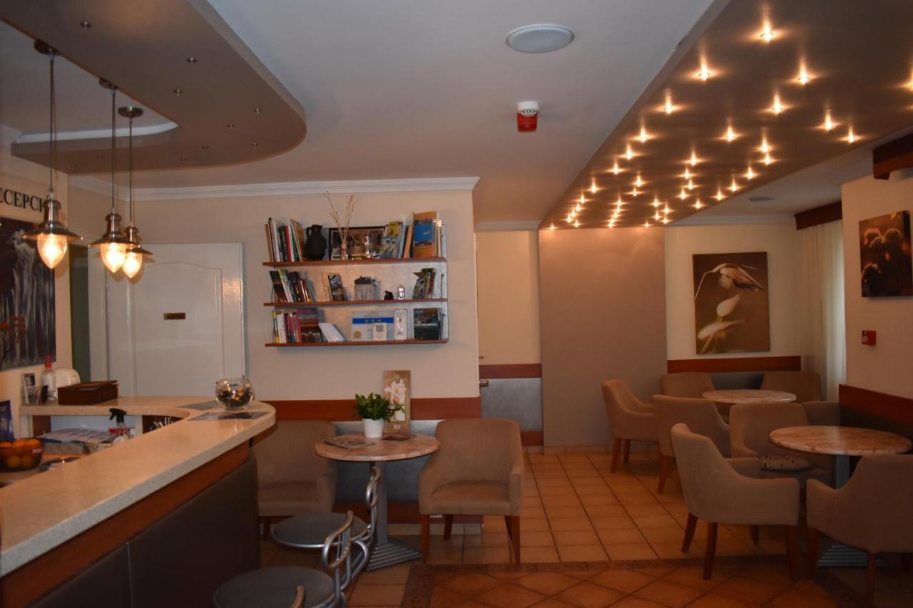 Hotel Pávai Hajdúszoboszló Esterno foto