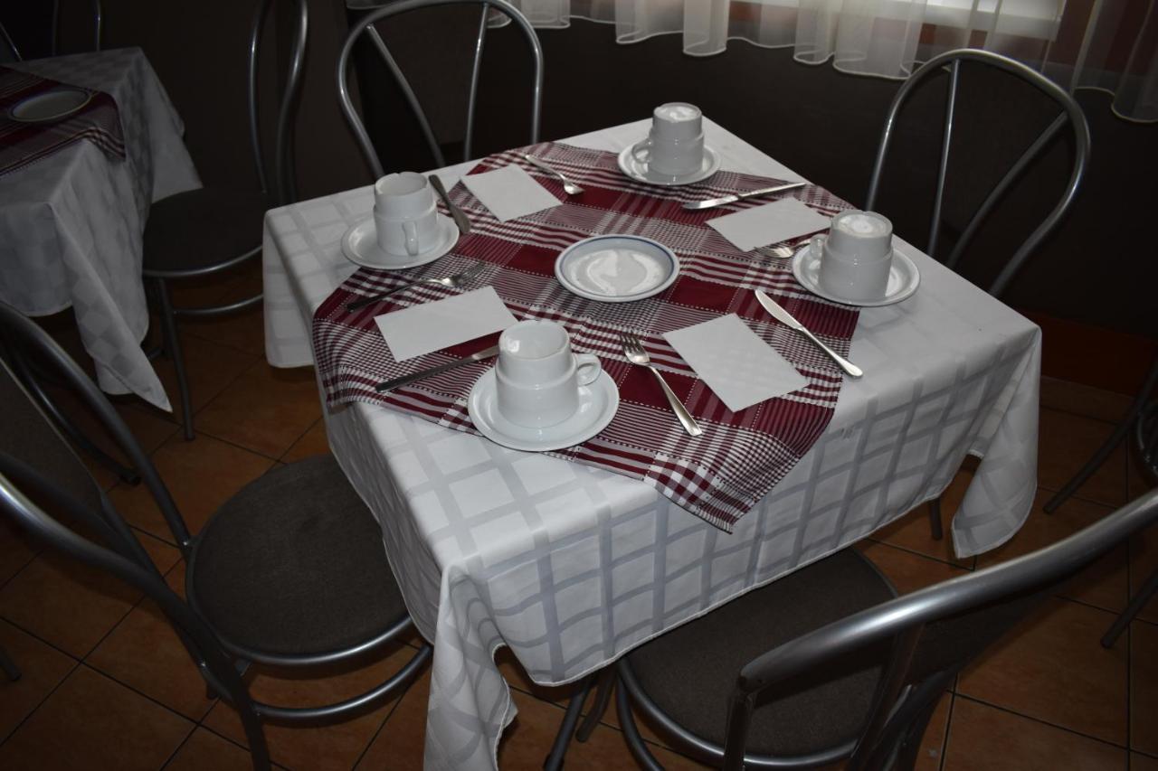 Hotel Pávai Hajdúszoboszló Esterno foto