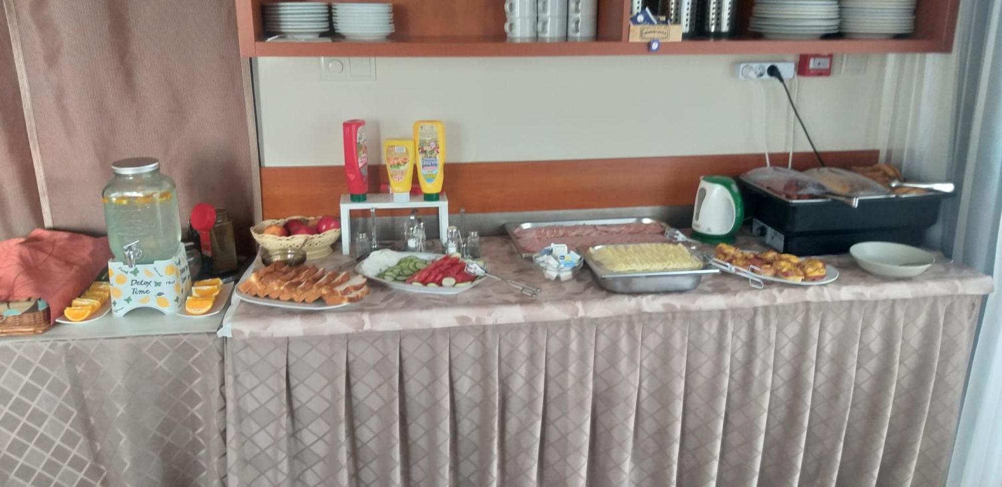 Hotel Pávai Hajdúszoboszló Esterno foto