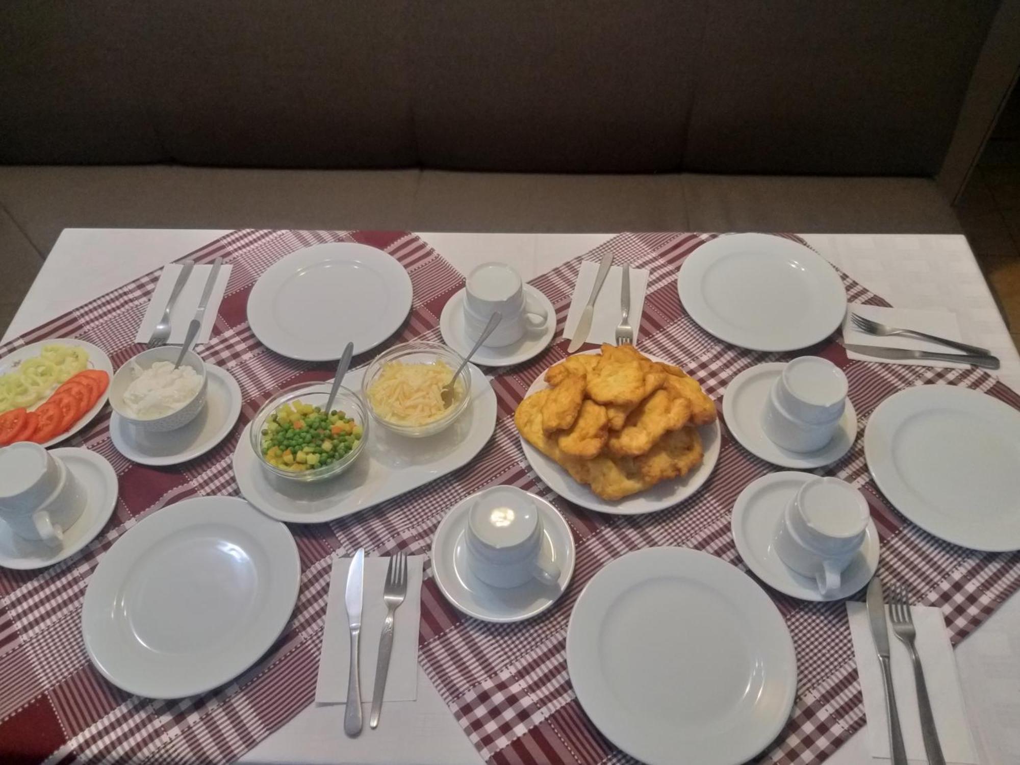 Hotel Pávai Hajdúszoboszló Esterno foto