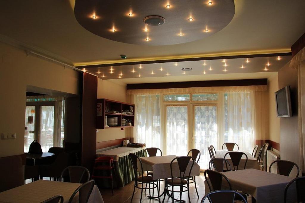 Hotel Pávai Hajdúszoboszló Esterno foto